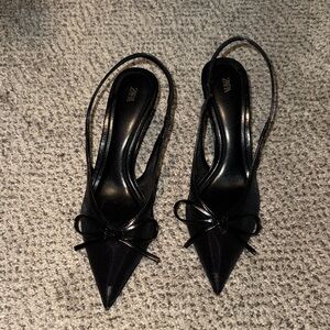 Zara Black Pointed Slingback Pumps with Bow Accent